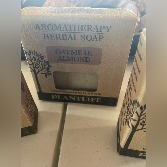 PLANTLIFE Vegan Soap - Picture 2 of 5